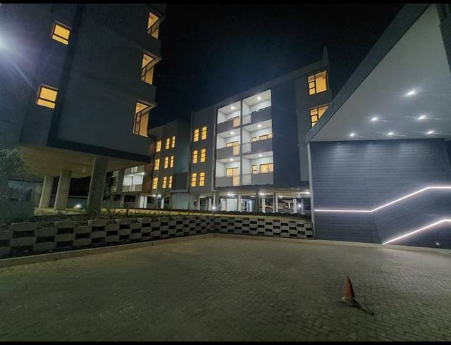 2 BEDROOM APARTMENT FOR SALE IN RASLOUW